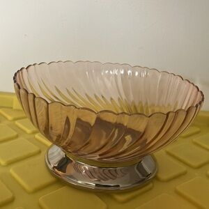 Vintage serving bowl, pink swirl glass, silver - Arcoroc, Made In France 1970s